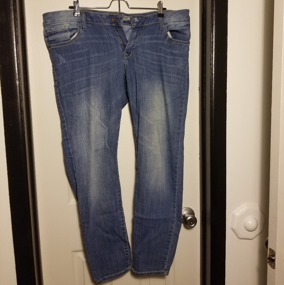 Used Old Navy Rockstars, size 16 reg